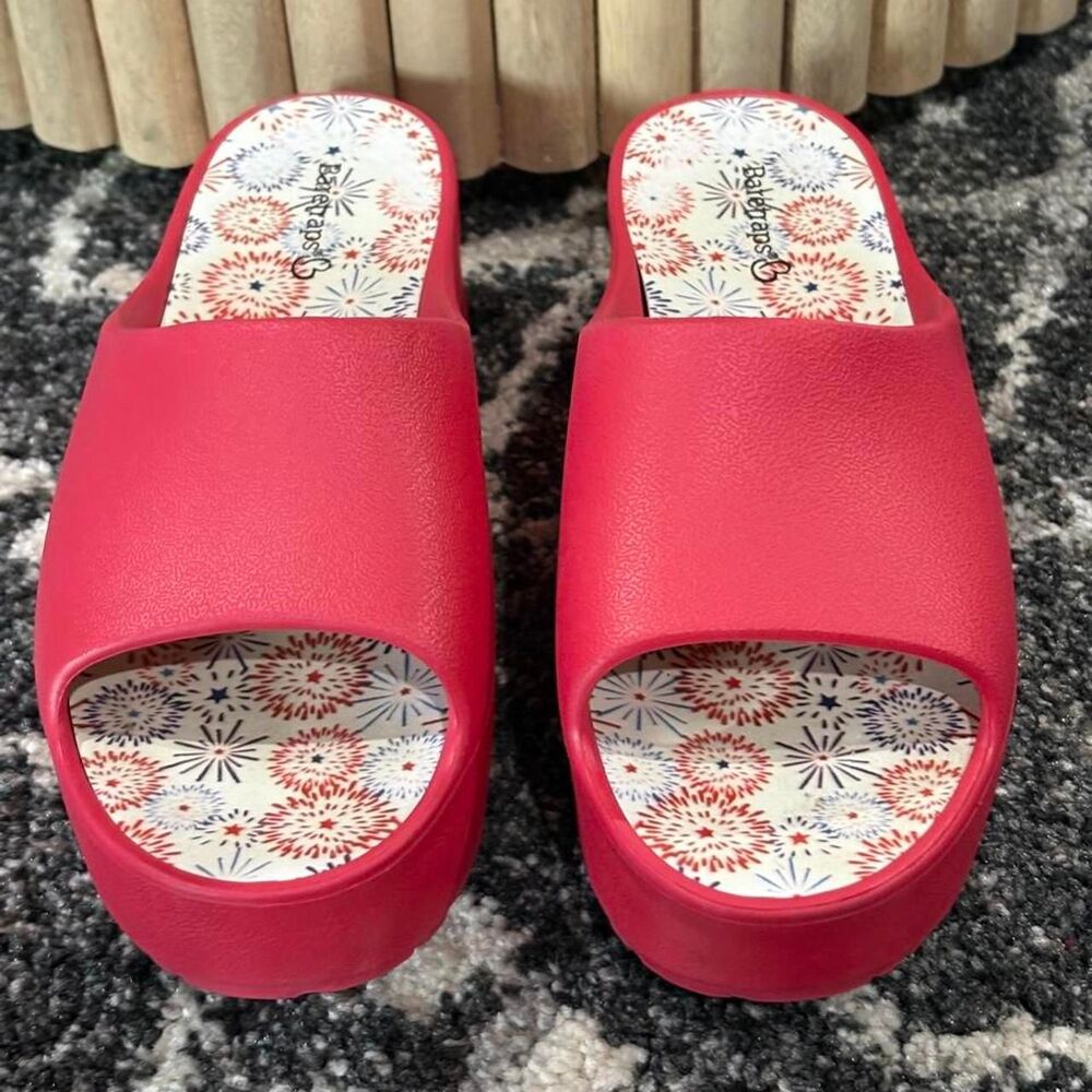 Baretraps Women's Red Sandals